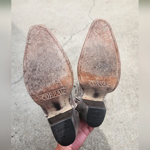 Corral Python Boots Size 8.5